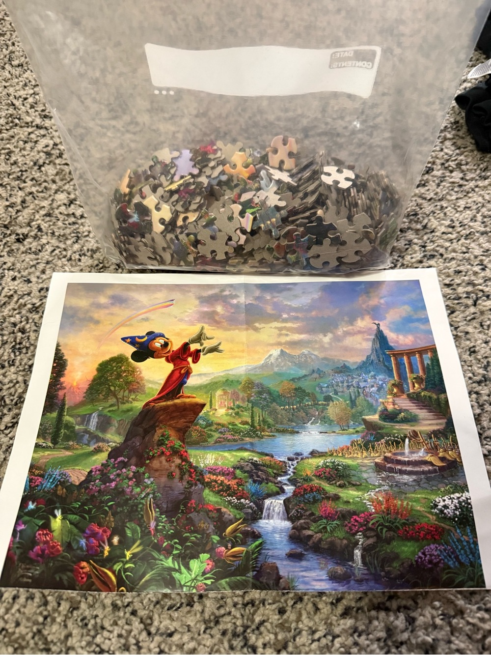 Disney Mickey 1000 piece Puzzle with Colorful Illustration